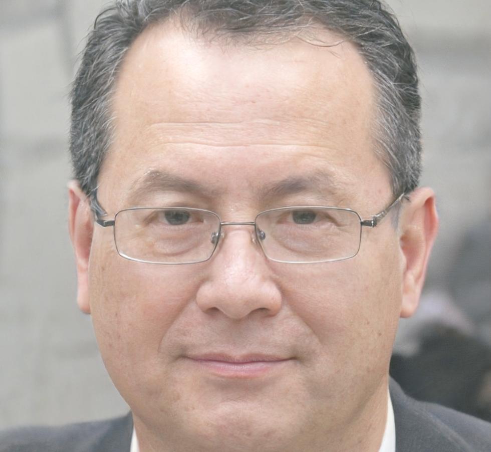 Marcus Thompson, Operations Director